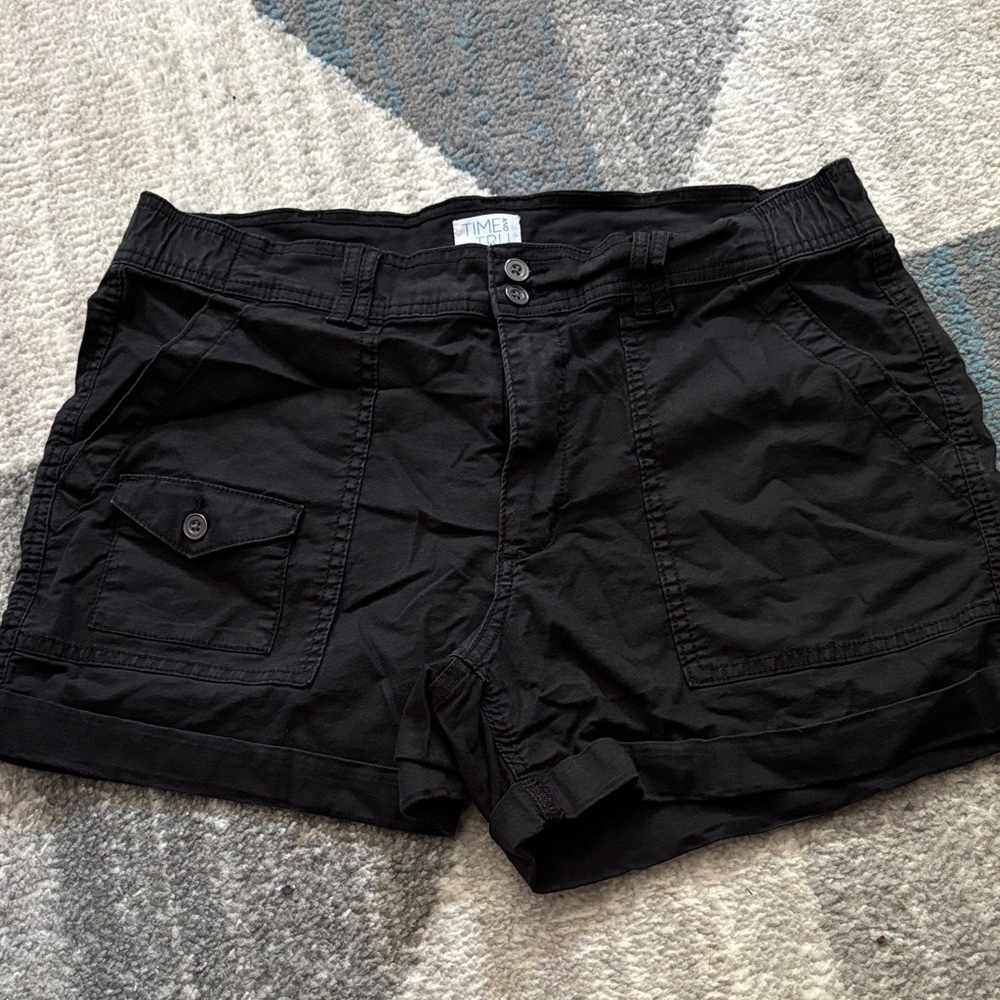 Time and Tru Black Women's Cargo Shorts